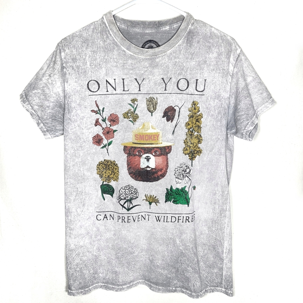 Gray shortsleeve tshirt small Smoky Bear nature wildlife S women's wildfire